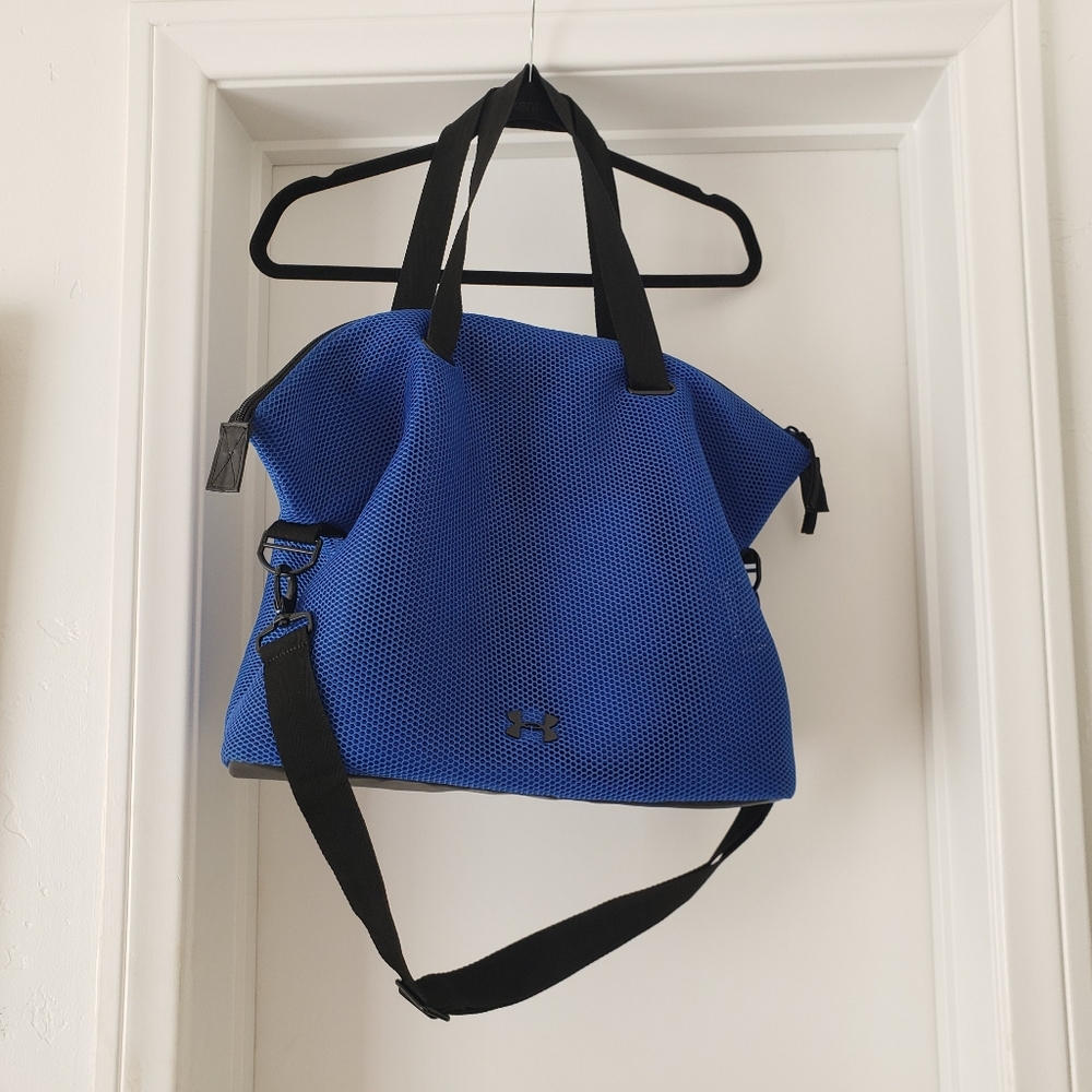 Under Armour sporty bag blue color